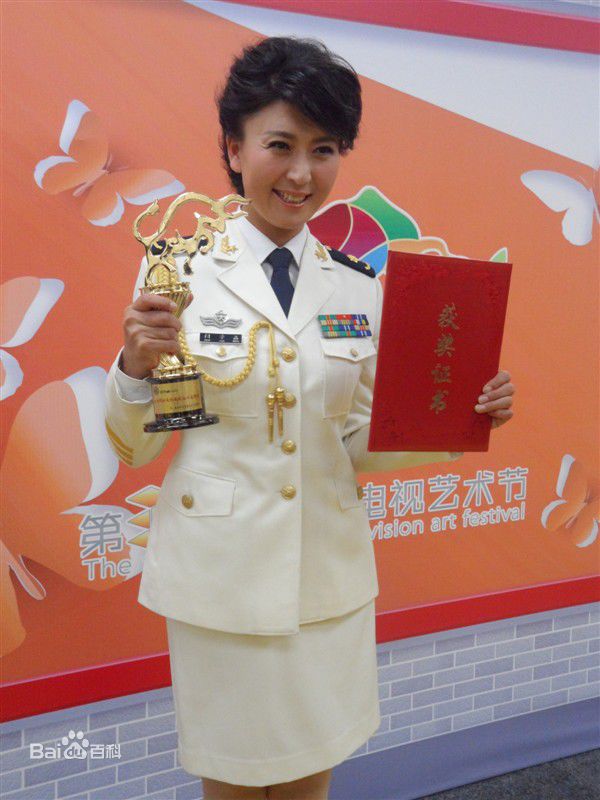 http://www.119127.cn/pics/star/pic/0508420dc562a3806cba1ec542131828.jpg