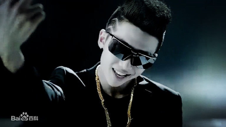http://www.119127.cn/pics/star/pic/05f1892ff79433a3d3b11a0365d906ac.jpg
