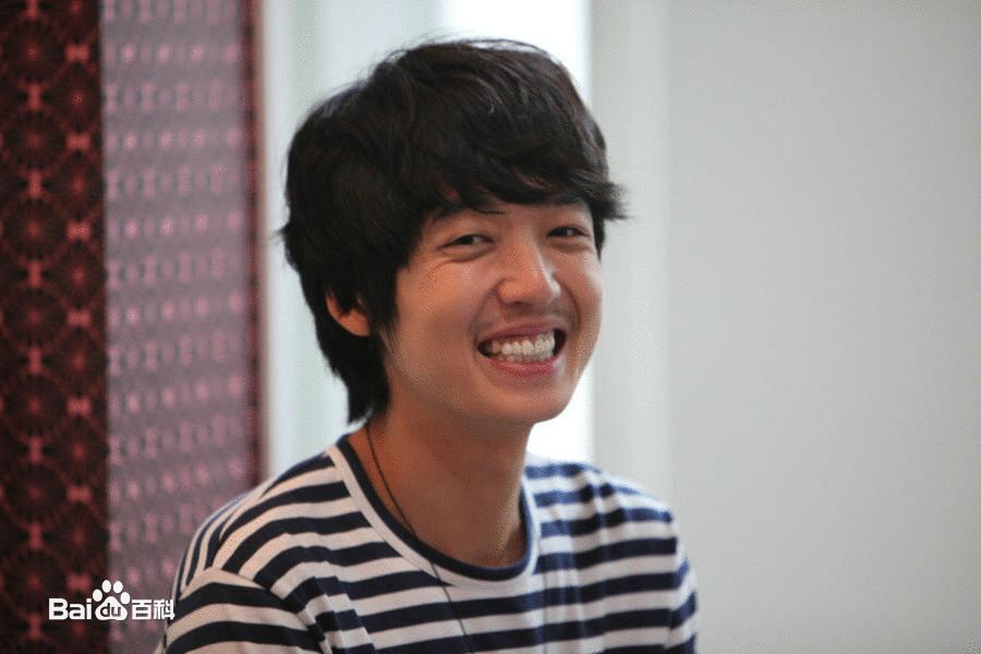 http://www.119127.cn/pics/star/pic/061d547515c47677fb5413f703042064.jpg