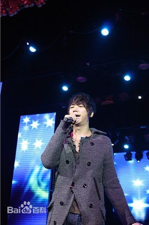 http://www.119127.cn/pics/star/pic/0685ae20b6cb60f9b913af30b5f5dd39.jpg