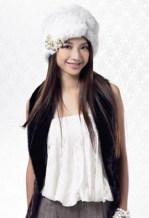 http://www.119127.cn/pics/star/pic/08996322b310d8cf2b20ca5fc1e9e8a5.jpg