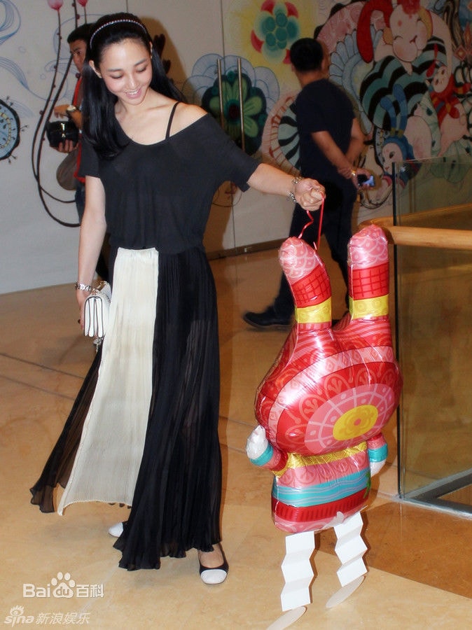 http://www.119127.cn/pics/star/pic/08de20e210f0096cf5b401eaaa9c88de.jpg