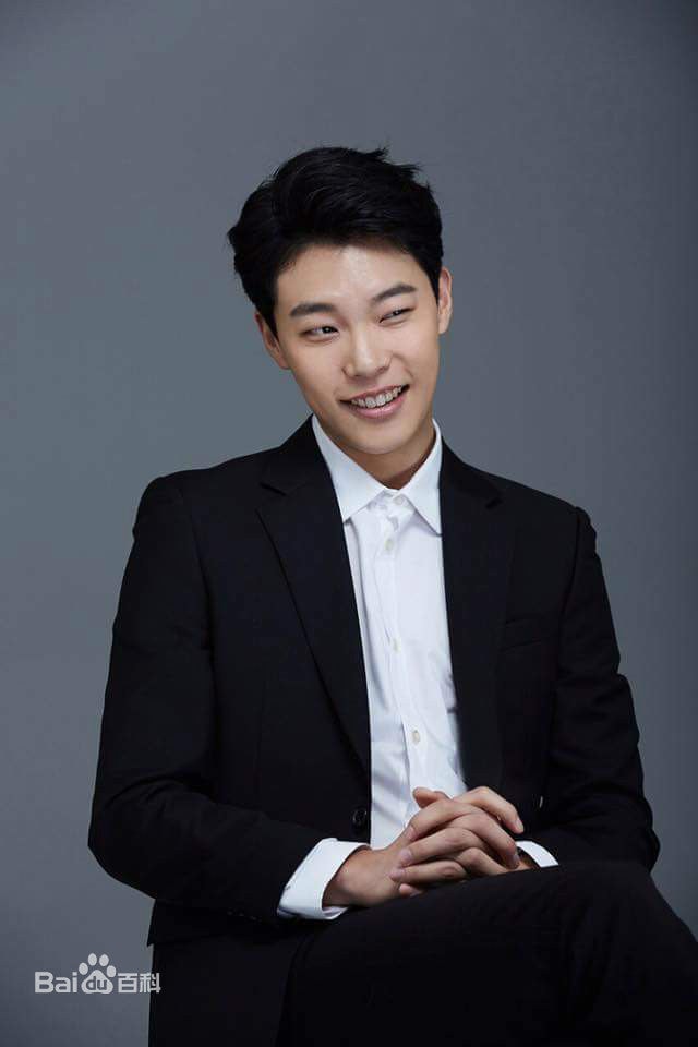 http://www.119127.cn/pics/star/pic/08fe80abec67438b96f635b78bfddaa4.jpg