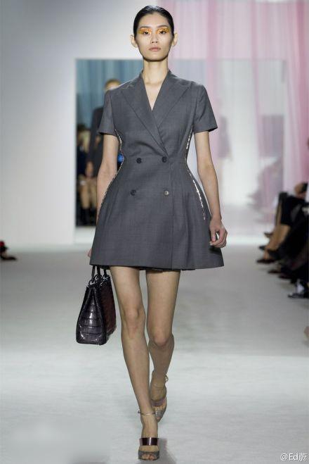 http://www.119127.cn/pics/star/pic/092b22a58b543598dd063dc4d116582f.jpg