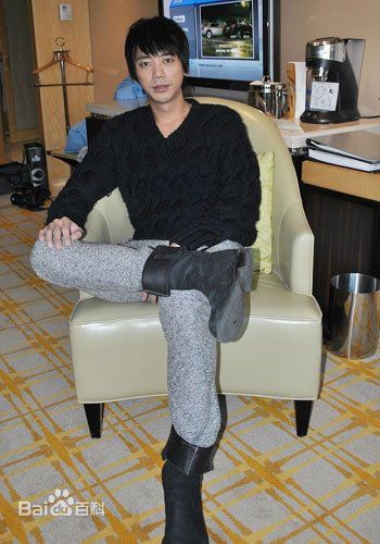 http://www.119127.cn/pics/star/pic/09b352ee3c7a26474fbed27ff3fc209e.jpg