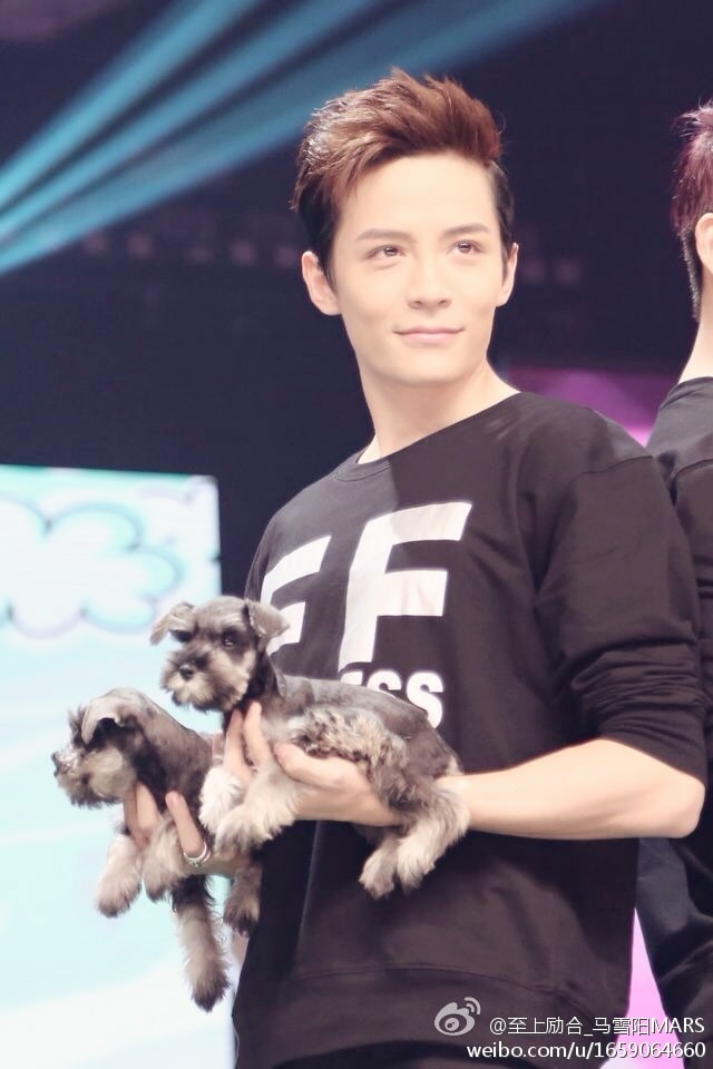 http://www.119127.cn/pics/star/pic/0a7b/c692cb8efa9137e78b20aa0b0c1b.jpg