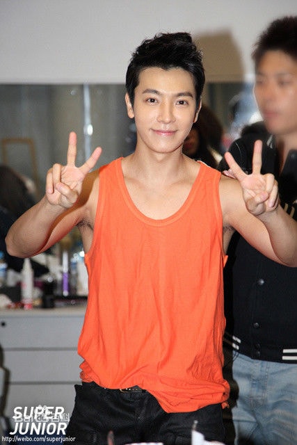 http://www.119127.cn/pics/star/pic/0aeabc04b3732c51c4403cc79f528e0e.jpg