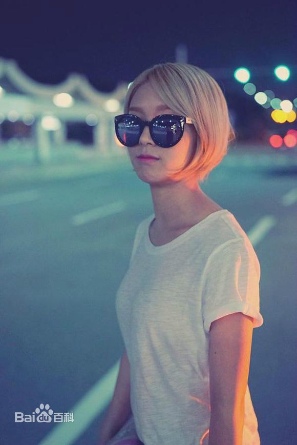 http://www.119127.cn/pics/star/pic/0b5f45d0f4dced3d234d9fc038fd1810.jpg