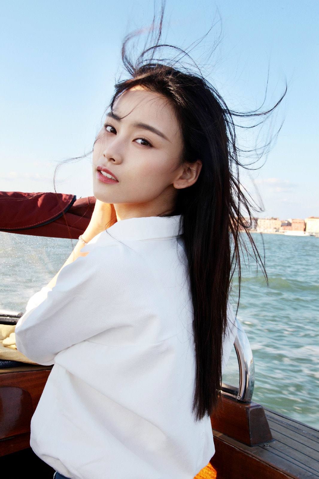 http://www.119127.cn/pics/star/pic/0c1606eb9e47d80d5a038e846e4f0f96.jpg