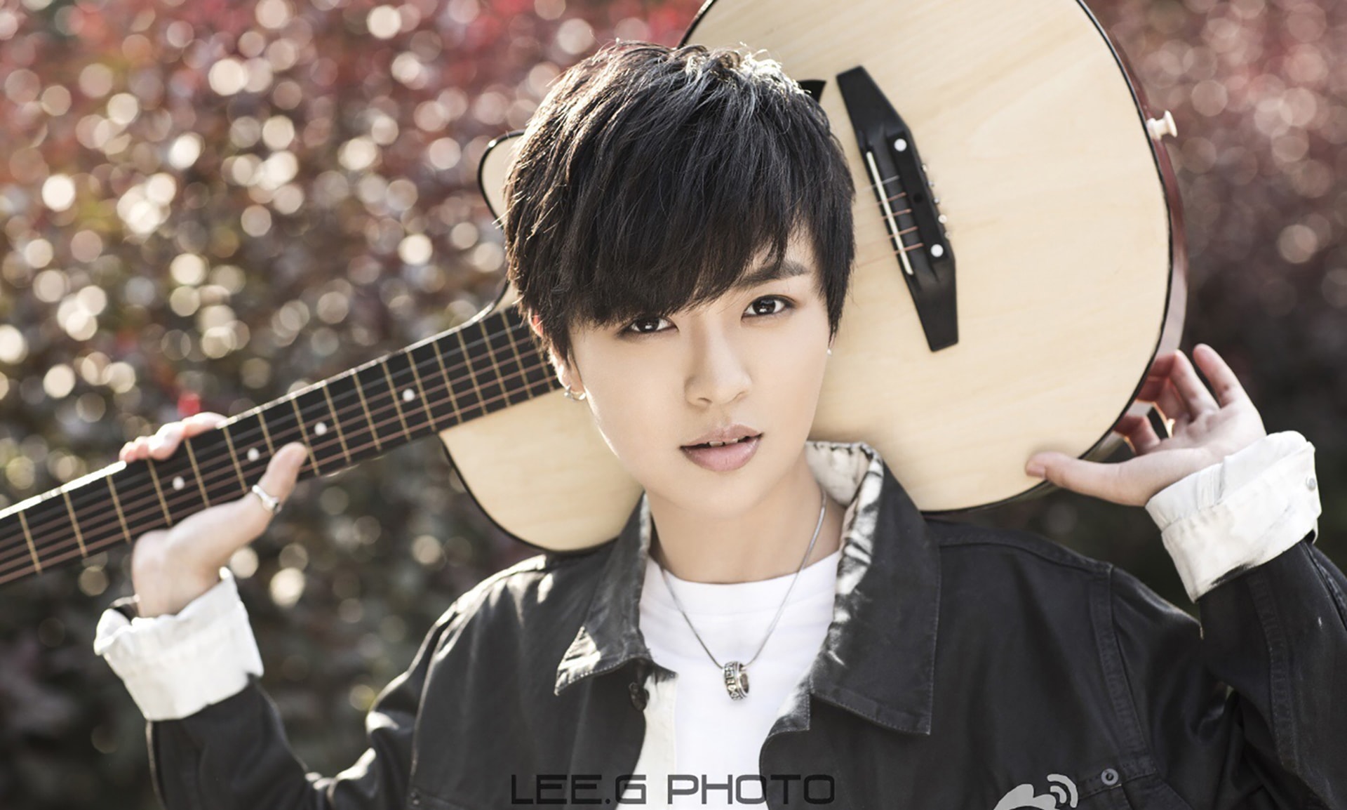 http://www.119127.cn/pics/star/pic/0c8565e6e672a0610f61b8c5d8cd3613.jpg
