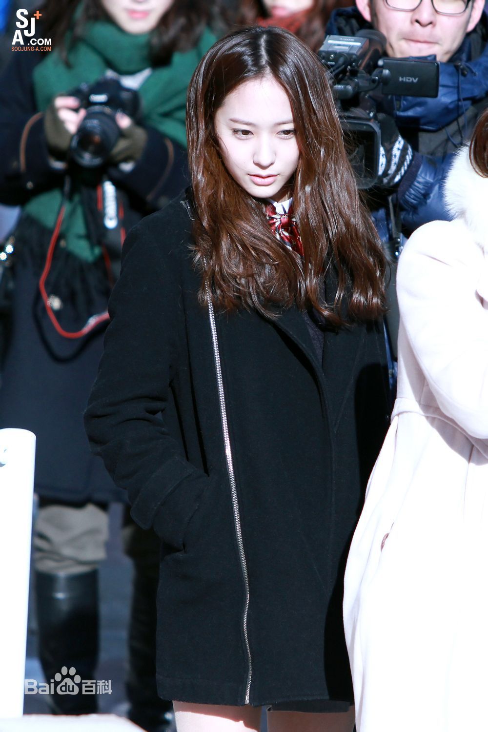 http://www.119127.cn/pics/star/pic/0c879e6af94cb8badfad0afb13276153.jpg