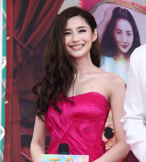 http://www.119127.cn/pics/star/pic/0e00eeddde1bd42bd0e4a6c92256c720.jpg