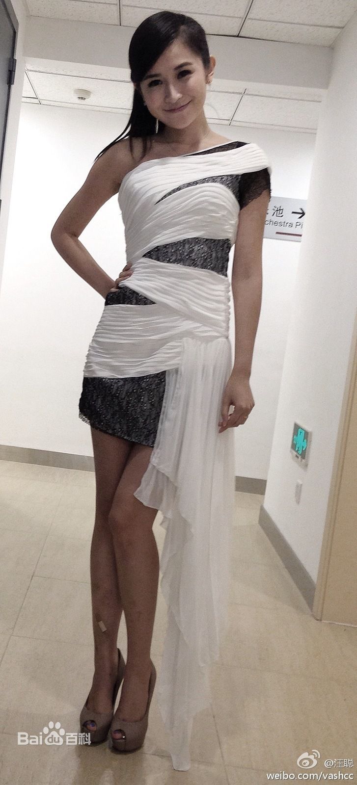 http://www.119127.cn/pics/star/pic/0e81dfaf891dc34a6cc34c4c507041fd.jpg