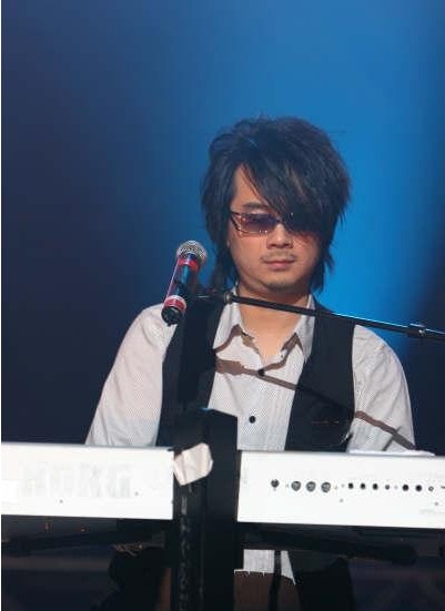 http://www.119127.cn/pics/star/pic/0f0a/f726640e68c2ff349d88d099cbe3.jpg