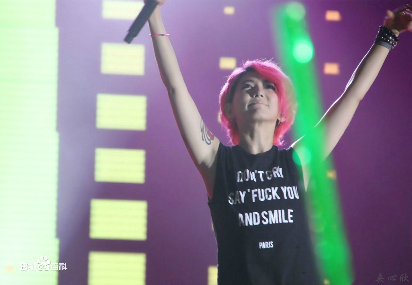 http://www.119127.cn/pics/star/pic/0f28230ecae7ddee5162ffede99c8e02.jpg