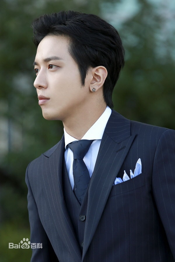 http://www.119127.cn/pics/star/pic/103ec3af369701e3b5e1cc1e2448804f.jpg