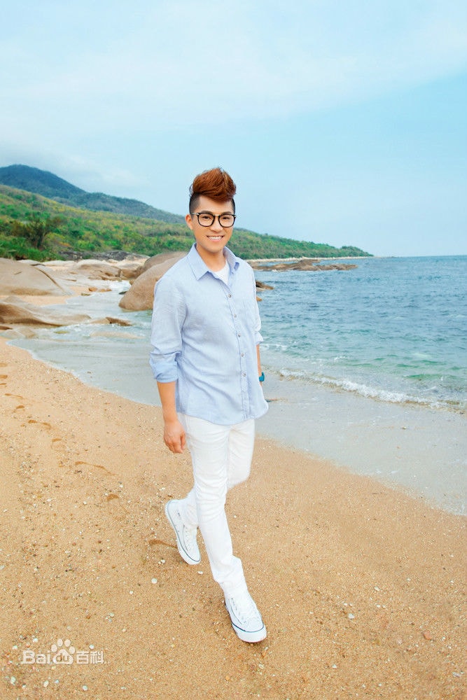 http://www.119127.cn/pics/star/pic/10ab22f4774809d53368beaae117db4f.jpg