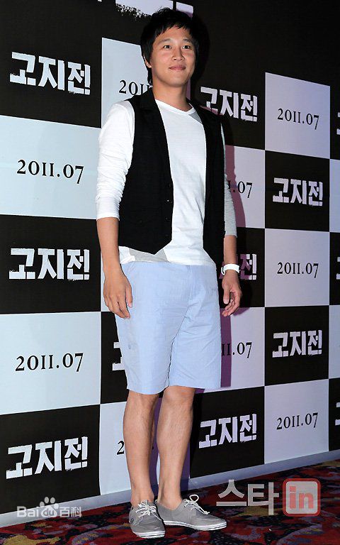 http://www.119127.cn/pics/star/pic/10bba51c0ac5a2eb51c181aee0f56745.jpg