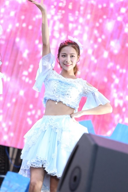 http://www.119127.cn/pics/star/pic/10c4600152fd6cdd0663d8aa614beead.jpg