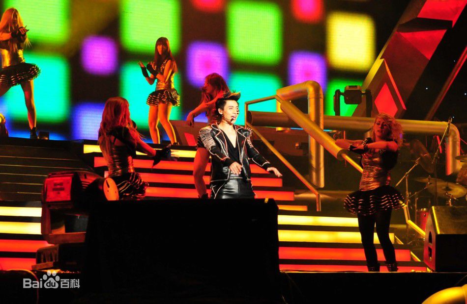http://www.119127.cn/pics/star/pic/10d925f05fb4cb11e5eef1c3b57bc8aa.jpg