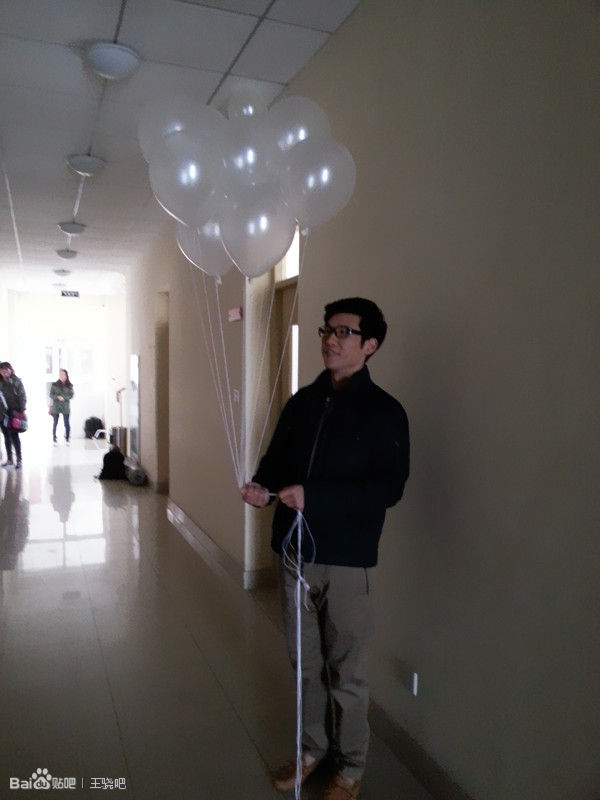 http://www.119127.cn/pics/star/pic/1129/4af510b78bc3b8ebe533919da710.jpg