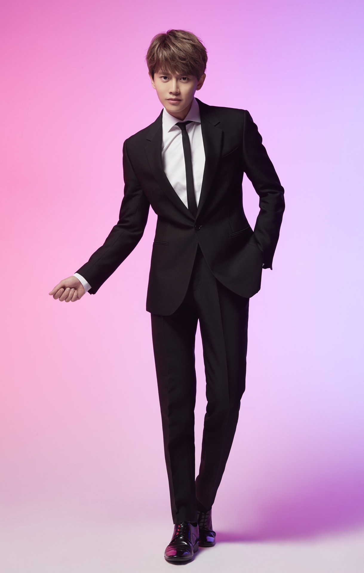 http://www.119127.cn/pics/star/pic/118d1ff248c3b639202094936a43a627.jpg