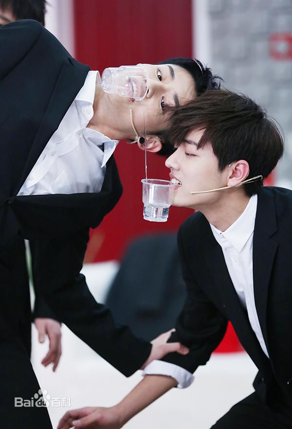 http://www.119127.cn/pics/star/pic/1247d2cf3e801ed0ba6bd5b88e1e28c1.jpg