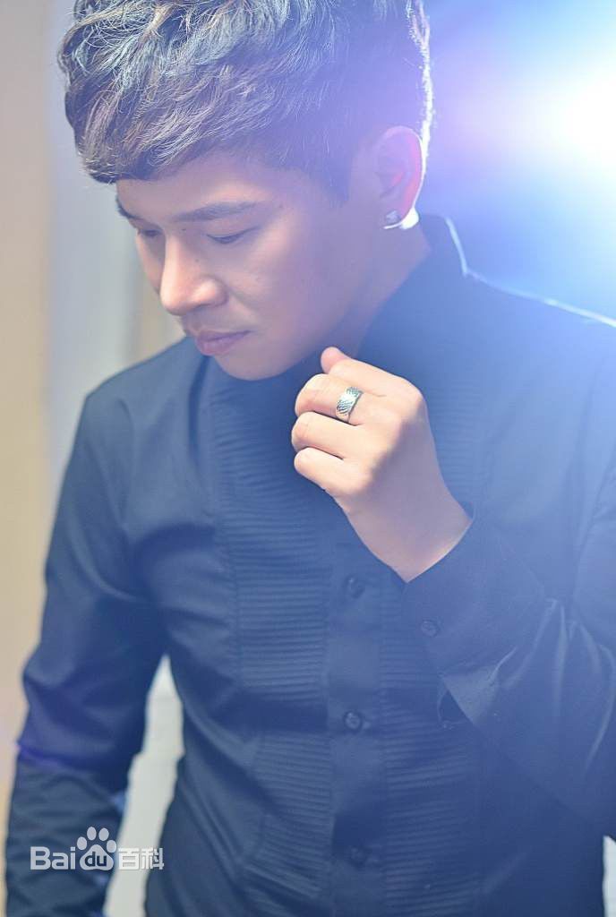 http://www.119127.cn/pics/star/pic/127205da96c7f52da0e69c99814997bb.jpg