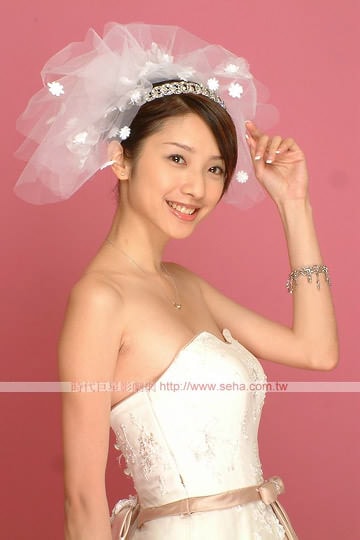 http://www.119127.cn/pics/star/pic/12c7b6ebc246c0065641779bb93df4e3.jpg