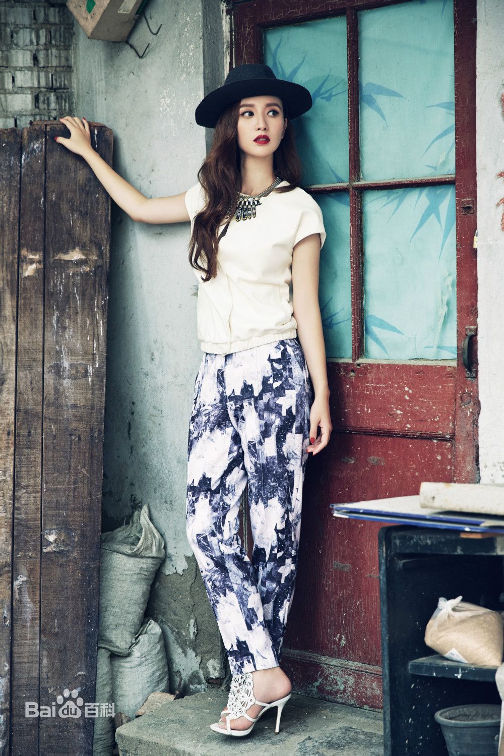 http://www.119127.cn/pics/star/pic/13e0df2dd77091fac47e2cd7a6d8df7d.jpg