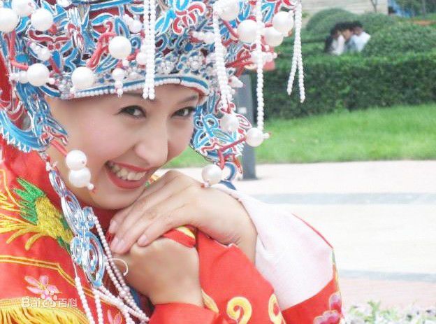 http://www.119127.cn/pics/star/pic/13e996914317fcbe6d455e7f58711a22.jpg