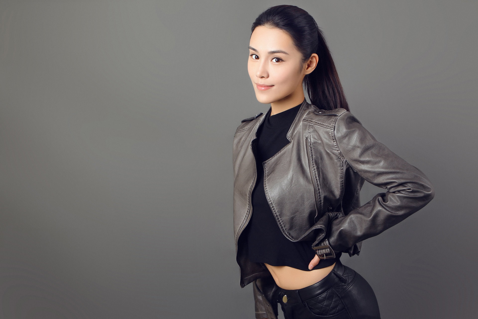 http://www.119127.cn/pics/star/pic/1491/d570dd6da48ea139c99077a6e611.jpg