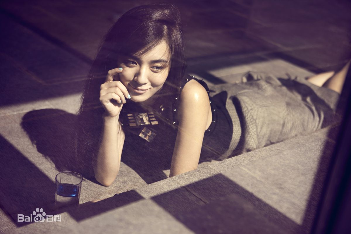 http://www.119127.cn/pics/star/pic/1761d61fbd92e975d6dccaa2f1792c79.jpg