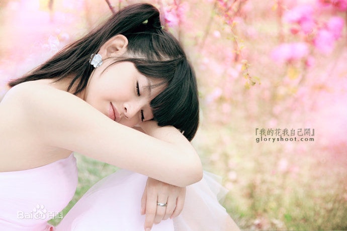 http://www.119127.cn/pics/star/pic/176a0cfe7bf3f66ff94e9e72dee75544.jpg