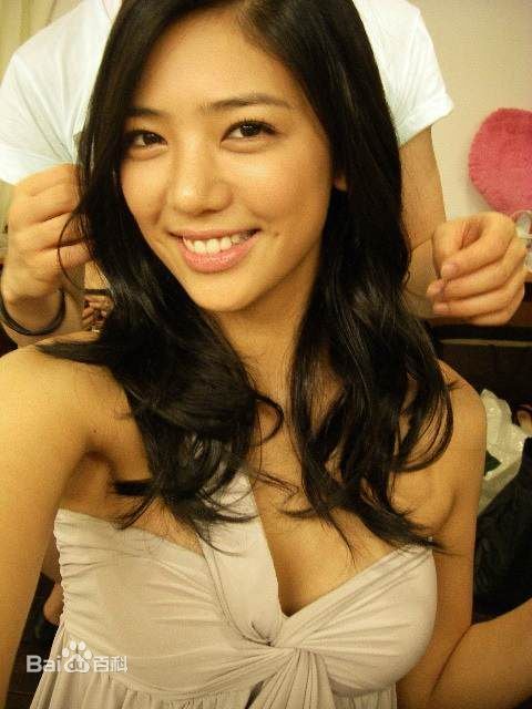 http://www.119127.cn/pics/star/pic/19128c5ad25571c804b588290ce5192c.jpg