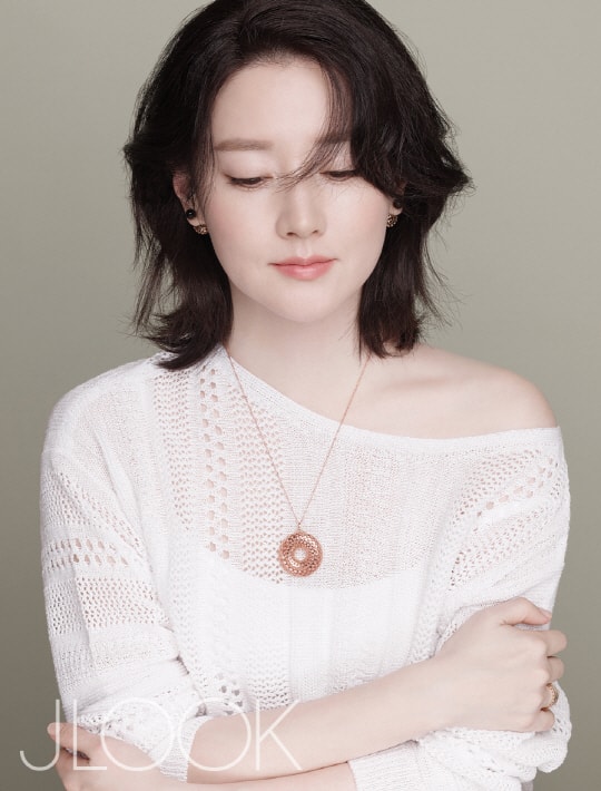 http://www.119127.cn/pics/star/pic/1978431ebf9771d6dfb1de1cd3ae7826.jpg