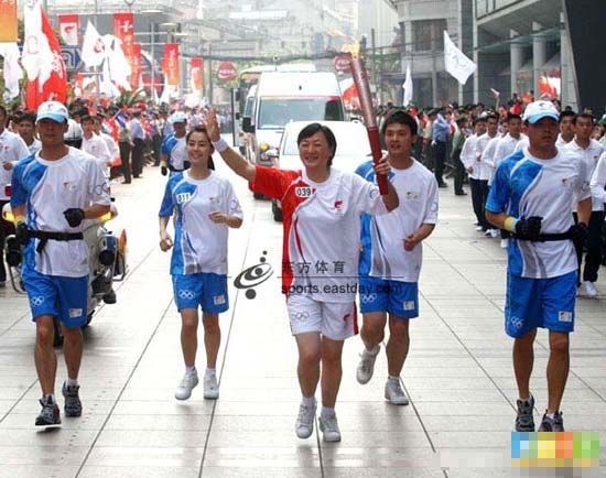 http://www.119127.cn/pics/star/pic/19b55c9f355d0e67ef3e1e5378ac5124.jpg