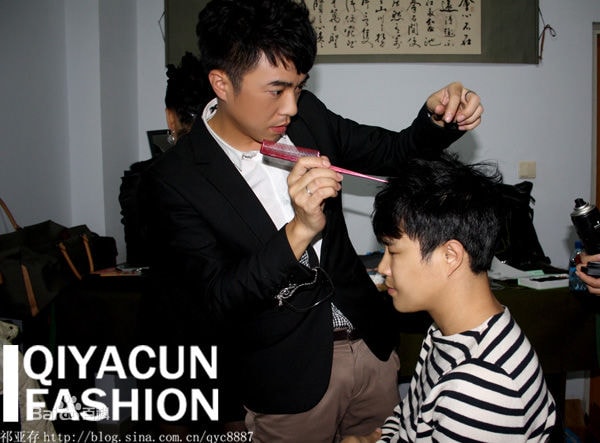 http://www.119127.cn/pics/star/pic/1a6566aeb6d918f9f316c657d7cfadd9.jpg