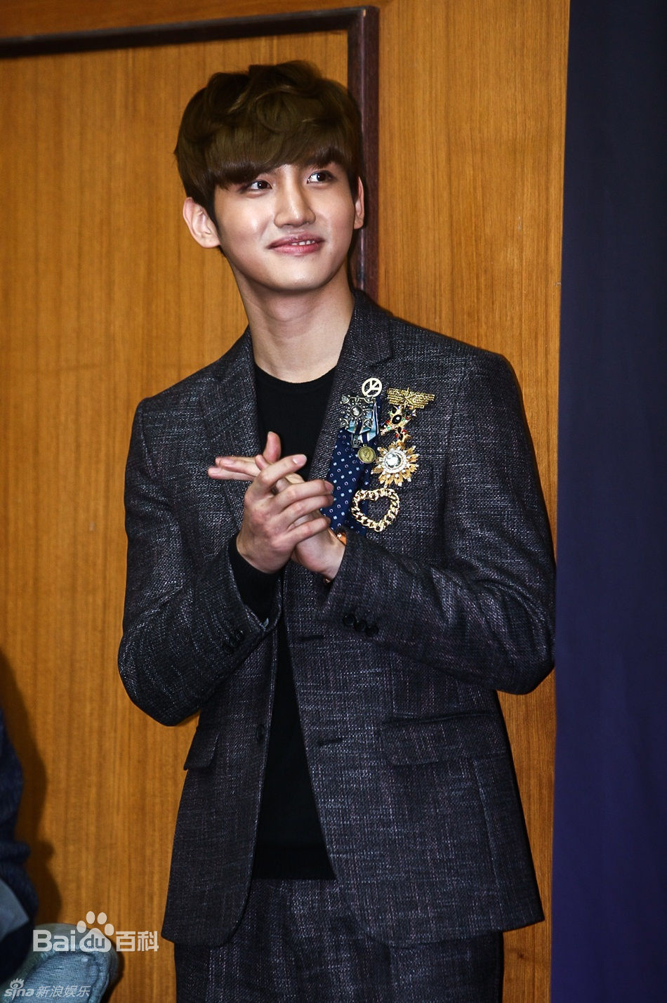 http://www.119127.cn/pics/star/pic/1b70e614fa7112e2448242c8c3b29c4f.jpg