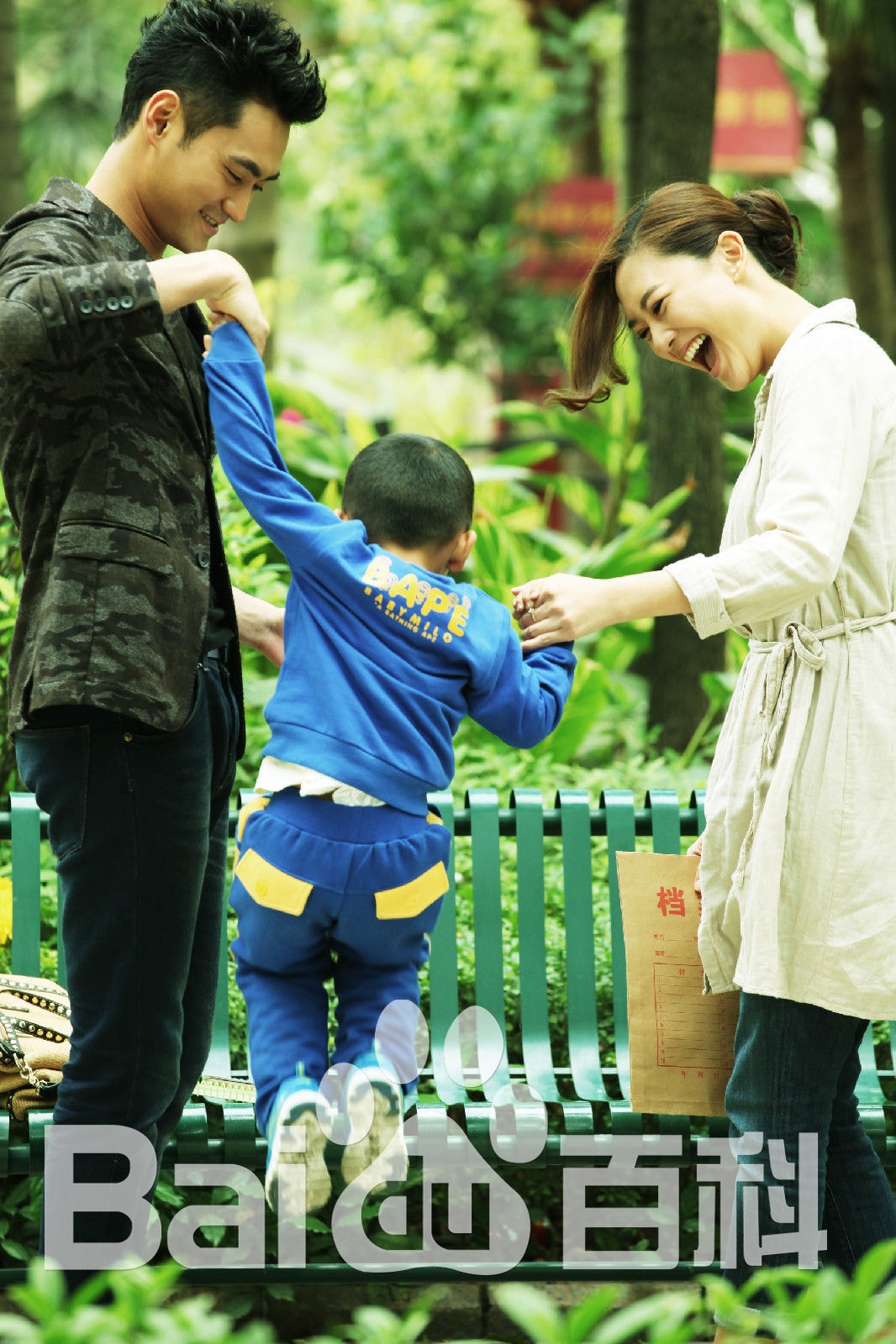 http://www.119127.cn/pics/star/pic/1c89e5eae49a00b9f46a12941afeceeb.jpg