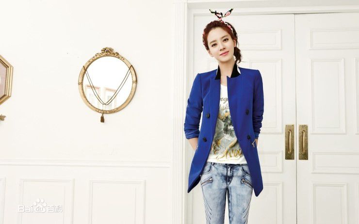 http://www.119127.cn/pics/star/pic/1e79cef92750f2a247ddc8fe0742aaac.jpg