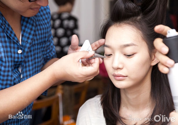 http://www.119127.cn/pics/star/pic/1ebe826ac4580e189617c77ae2bb3625.jpg