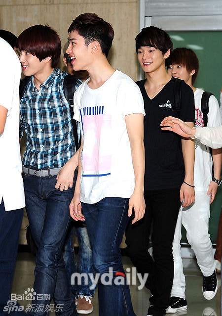 http://www.119127.cn/pics/star/pic/20ed6e1faf9b85ac627080c6dc9dc38a.jpg