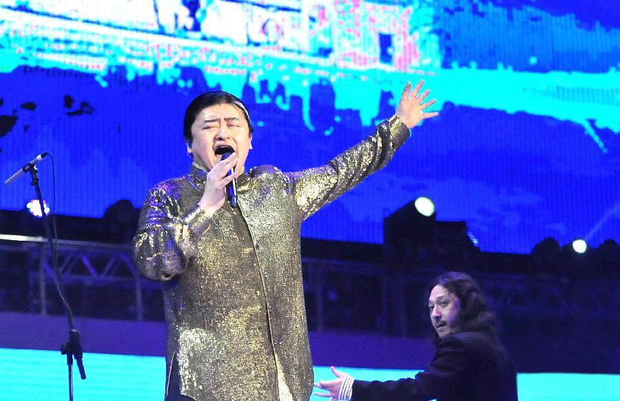 http://www.119127.cn/pics/star/pic/2111353f7a6331003a946d8dc193f0a2.jpg