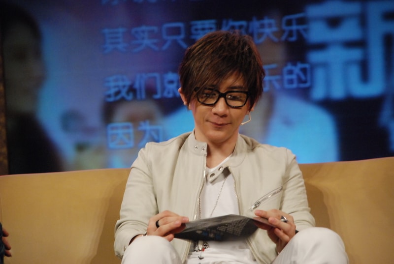 http://www.119127.cn/pics/star/pic/21f2b6a3115565626932c65290f2dc08.jpg