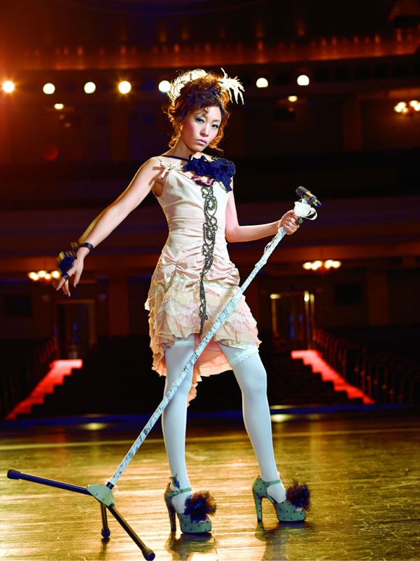 http://www.119127.cn/pics/star/pic/24715bbaef28c3bf29645479182c036e.jpg