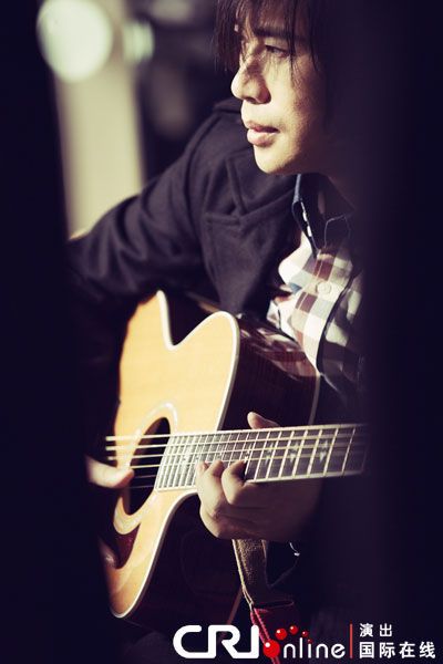 http://www.119127.cn/pics/star/pic/248e3adce6e3b3ee9f553266b1bebb17.jpg