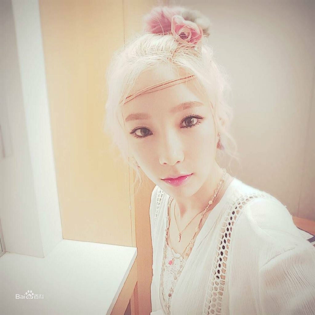 http://www.119127.cn/pics/star/pic/2532c03ad33ec15cc0c2ac881a96977b.jpg