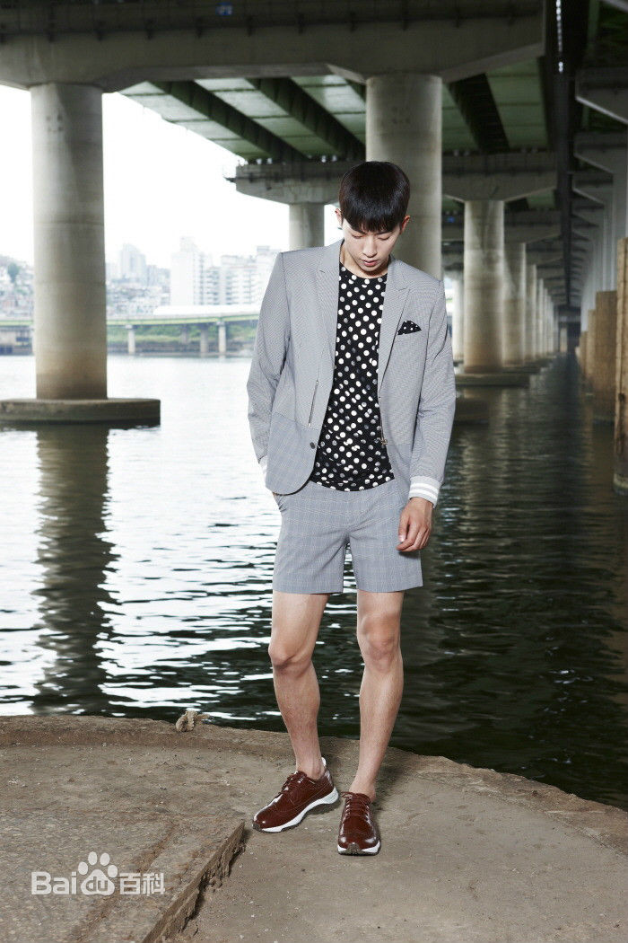 http://www.119127.cn/pics/star/pic/25bb6ec31871b7b651ad73324c0e5042.jpg