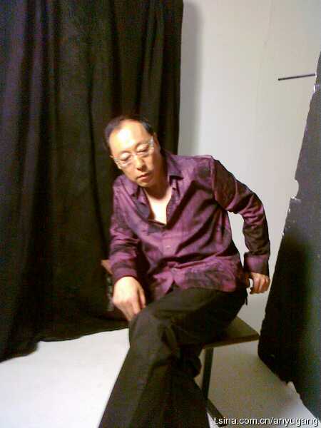 http://www.119127.cn/pics/star/pic/2659bbfc8eb5acb602d6683ce3a5b64c.jpg